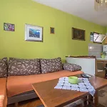 شقة Ante إيغراني
